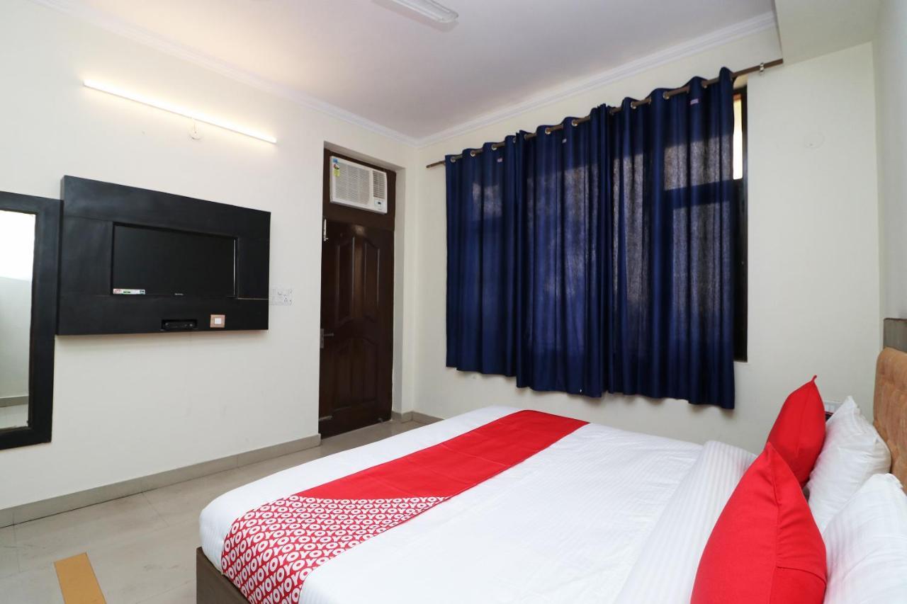Oyo Flagship 28755 Hotel 9 Palm Rājpur Dış mekan fotoğraf